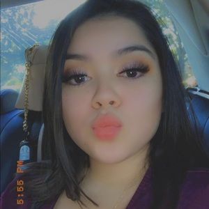 Meet your Posher, Marissa